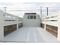 いすゞエルフ平ボディ小型（2t・3t）[写真16]