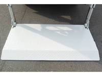 いすゞエルフ平ボディ小型（2t・3t）[写真17]