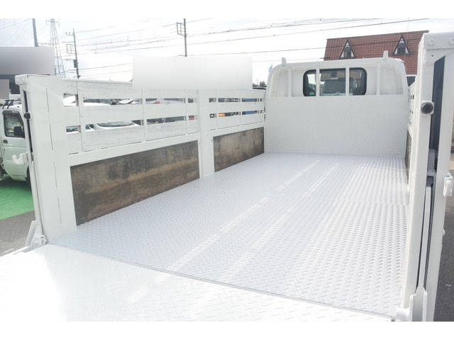 いすゞエルフ平ボディ小型（2t・3t）[写真19]