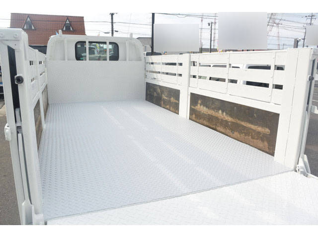 いすゞエルフ平ボディ小型（2t・3t）[写真20]