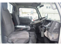 いすゞエルフ平ボディ小型（2t・3t）[写真24]