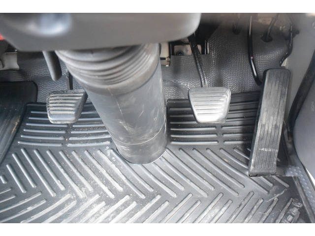 いすゞエルフ平ボディ小型（2t・3t）[写真29]