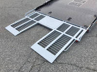 いすゞエルフセーフティローダー小型（2t・3t）[写真18]