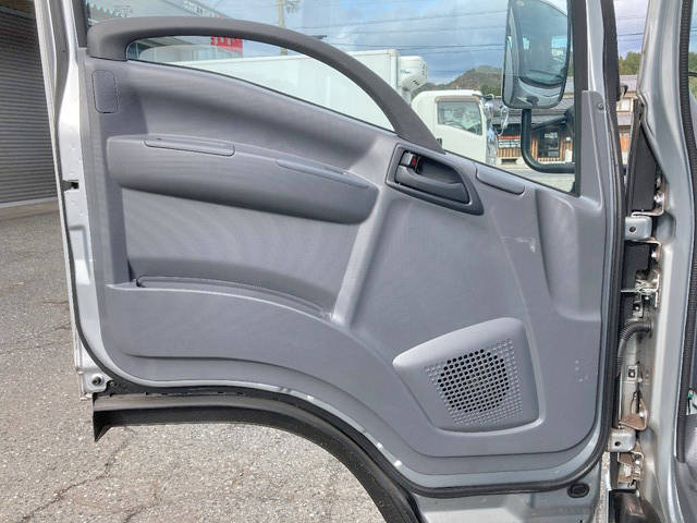 いすゞエルフセーフティローダー小型（2t・3t）[写真30]