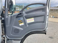 いすゞエルフセーフティローダー小型（2t・3t）[写真31]