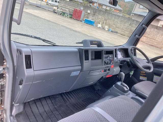 いすゞエルフセーフティローダー小型（2t・3t）[写真32]