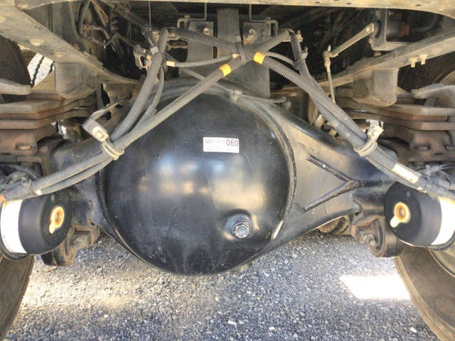 いすゞギガダンプ大型（10t）[写真20]