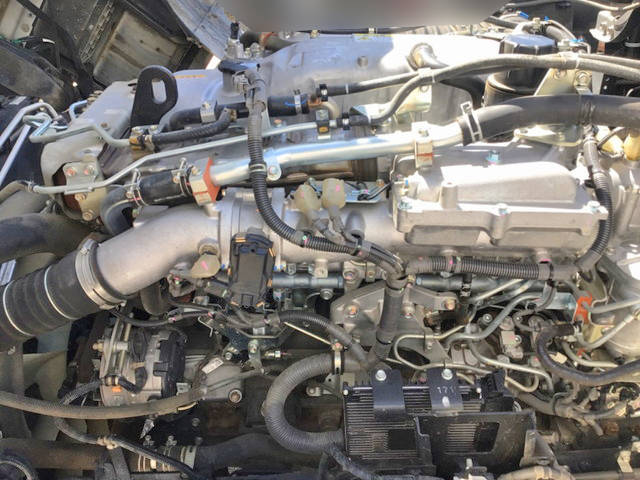 いすゞギガダンプ大型（10t）[写真24]