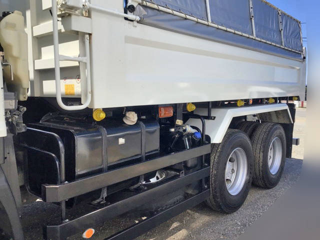 いすゞギガダンプ大型（10t）[写真05]