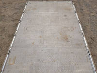 日産アトラス平ボディ小型（2t・3t）[写真16]