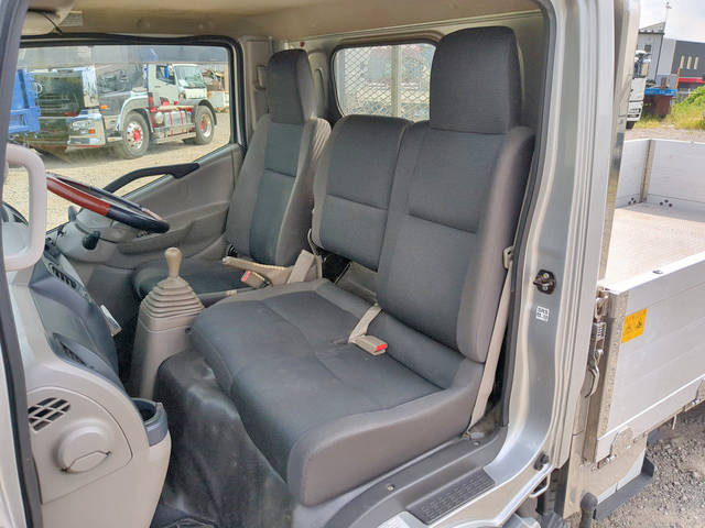 日産アトラス平ボディ小型（2t・3t）[写真28]