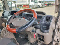 日産アトラス平ボディ小型（2t・3t）[写真31]