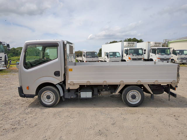 日産アトラス平ボディ小型（2t・3t）[写真05]