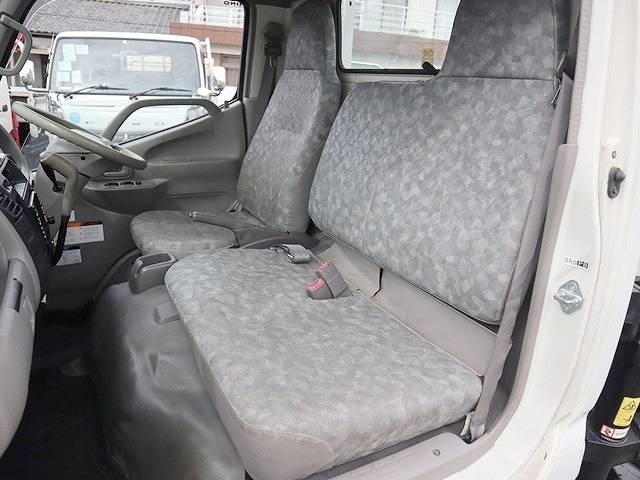 日野デュトロ高所作業車小型（2t・3t）[写真31]