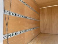 三菱ふそうキャンターアルミバン小型（2t・3t）[写真11]