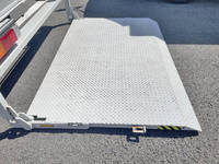 三菱ふそうキャンターアルミバン小型（2t・3t）[写真15]