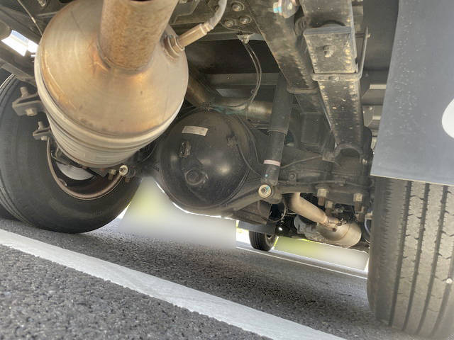 三菱ふそうキャンターアルミバン小型（2t・3t）[写真24]