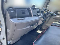 三菱ふそうキャンターアルミバン小型（2t・3t）[写真29]