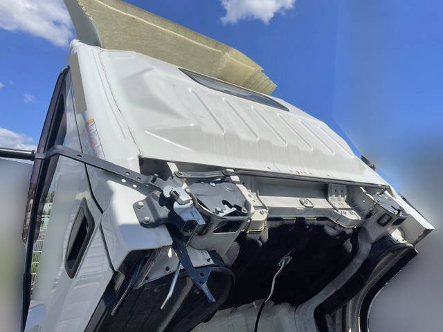 三菱ふそうキャンターアルミバン小型（2t・3t）[写真26]