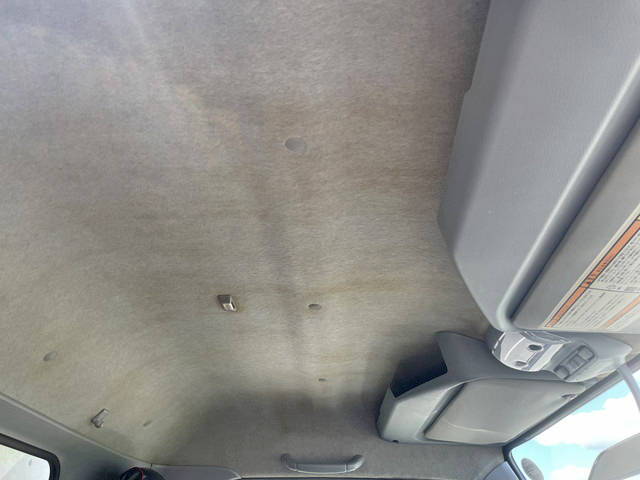 三菱ふそうキャンターアルミバン小型（2t・3t）[写真33]