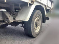 三菱ふそうキャンターガッツ平ボディ小型（2t・3t）[写真11]