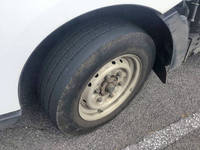 三菱ふそうキャンターガッツ平ボディ小型（2t・3t）[写真13]