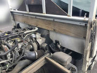 三菱ふそうキャンターガッツ平ボディ小型（2t・3t）[写真20]