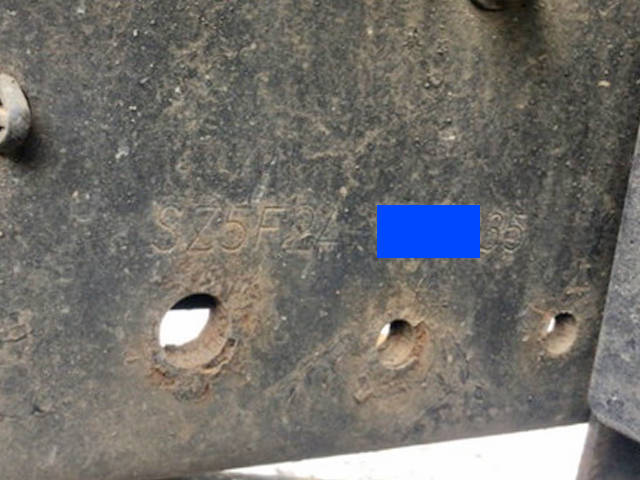 三菱ふそうキャンターガッツ平ボディ小型（2t・3t）[写真37]