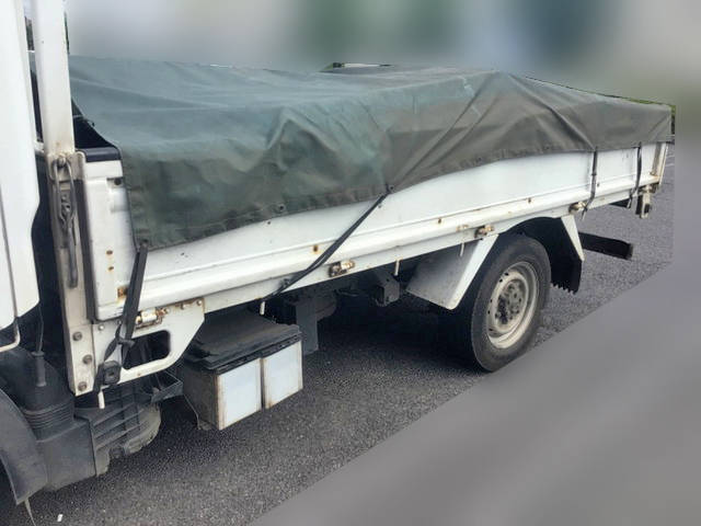 三菱ふそうキャンターガッツ平ボディ小型（2t・3t）[写真08]