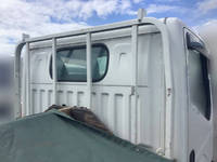 三菱ふそうキャンターガッツ平ボディ小型（2t・3t）[写真09]