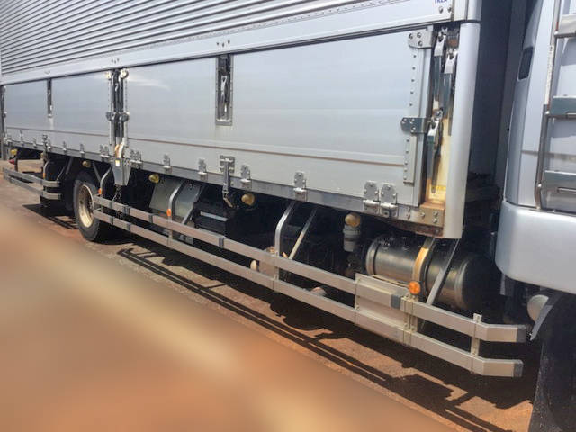 三菱ふそうファイターアルミウイング中型（4t）[写真15]