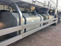 三菱ふそうファイターアルミウイング中型（4t）[写真16]