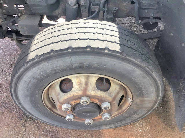 三菱ふそうファイターアルミウイング中型（4t）[写真18]