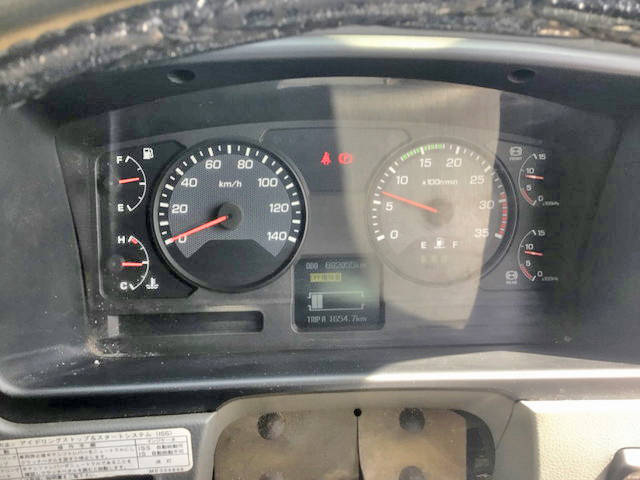 三菱ふそうファイターアルミウイング中型（4t）[写真34]