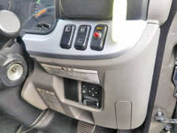 三菱ふそうキャンターアルミバン小型（2t・3t）[写真26]