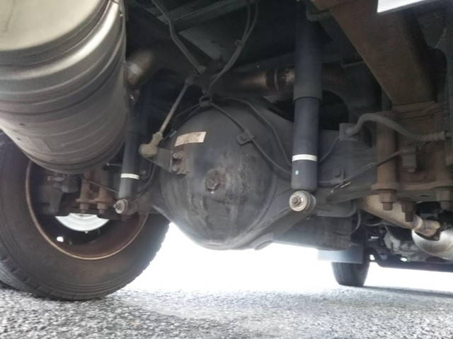 三菱ふそうキャンターアルミバン小型（2t・3t）[写真11]