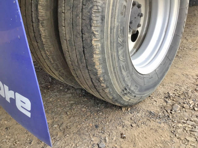 いすゞエルフ冷凍車（冷蔵車）小型（2t・3t）[写真16]