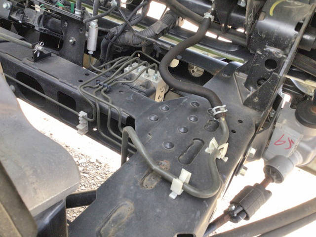 いすゞエルフ冷凍車（冷蔵車）小型（2t・3t）[写真23]