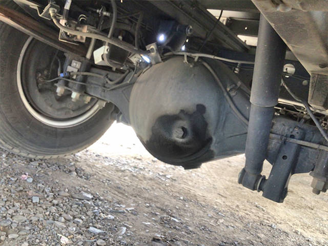 いすゞエルフ冷凍車（冷蔵車）小型（2t・3t）[写真25]