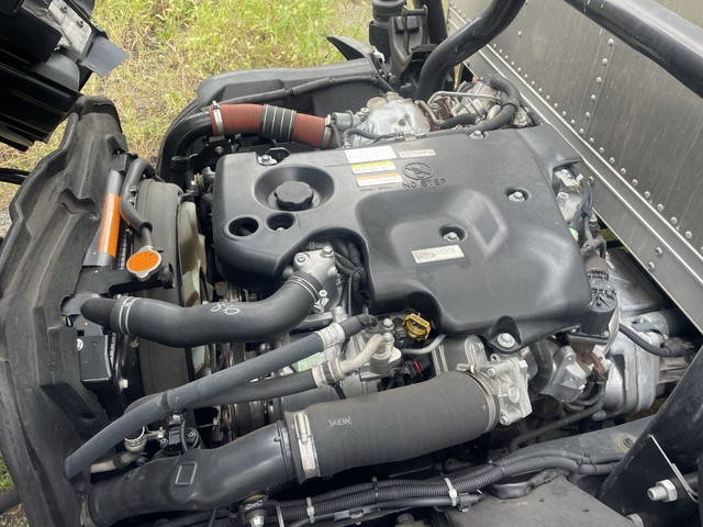 いすゞエルフアルミバン小型（2t・3t）[写真13]