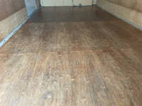 いすゞエルフアルミバン小型（2t・3t）[写真06]