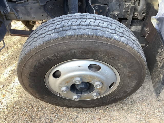 いすゞエルフ穴掘建柱車小型（2t・3t）[写真15]