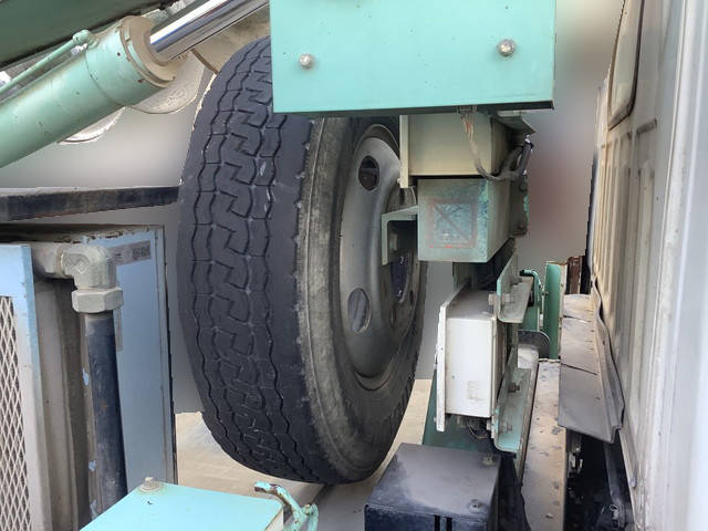 いすゞエルフ穴掘建柱車小型（2t・3t）[写真18]