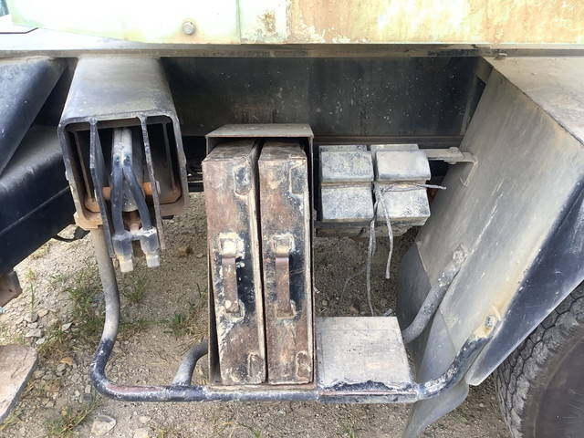 いすゞエルフ穴掘建柱車小型（2t・3t）[写真19]