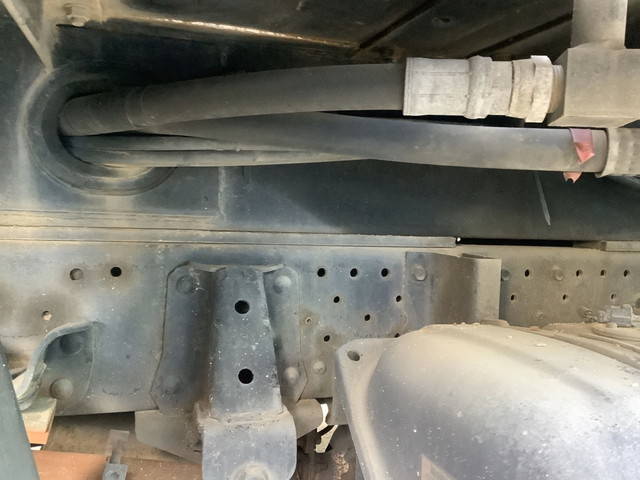 いすゞエルフ穴掘建柱車小型（2t・3t）[写真20]