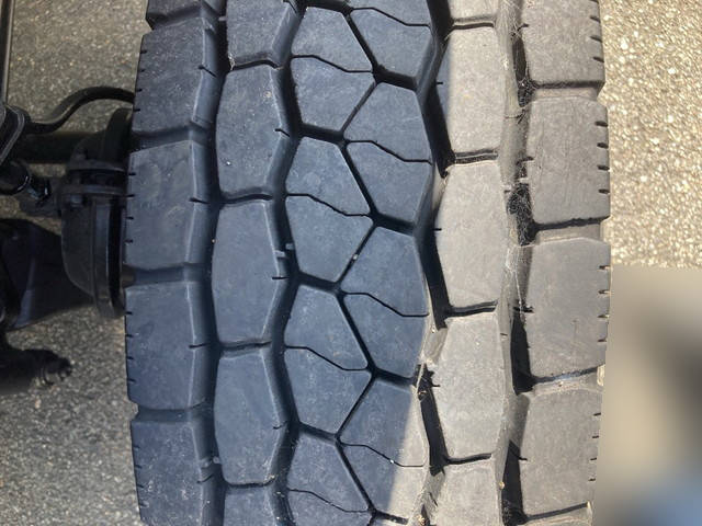 三菱ふそうスーパーグレートアルミブロック大型（10t）[写真09]