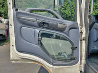 日野レンジャーセーフティローダー中型（4t）[写真20]