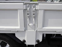 三菱ふそうキャンター平ボディ小型（2t・3t）[写真14]