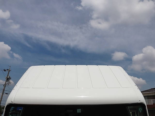 三菱ふそうキャンター平ボディ小型（2t・3t）[写真17]