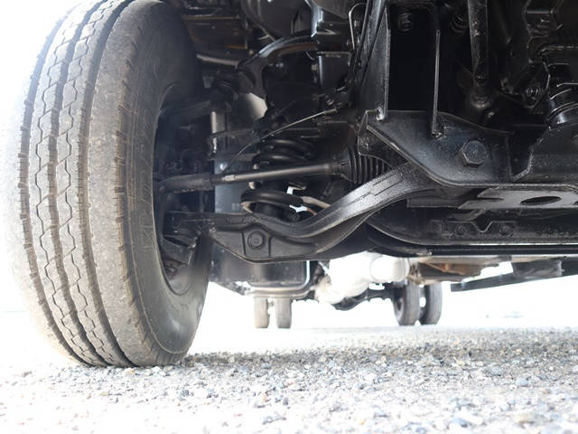 三菱ふそうキャンター平ボディ小型（2t・3t）[写真21]